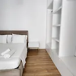 Viola 2 Min To Apartment *