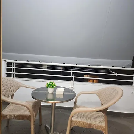 Seasons Apartment's Appartamento *