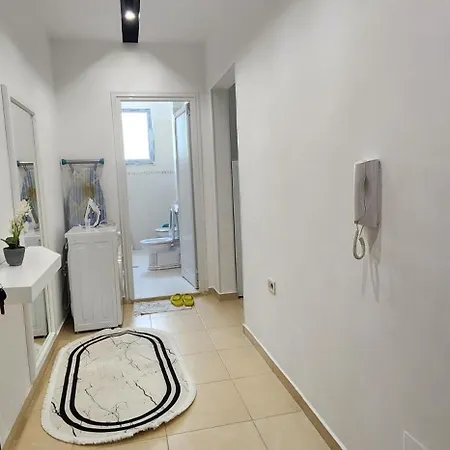 Seasons Apartment's Apartment
