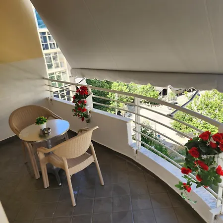 Daire Seasons Apartment's *