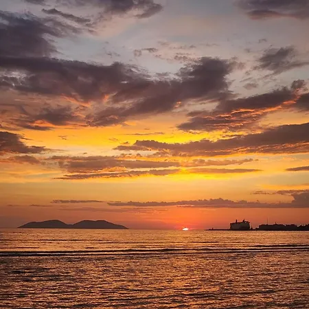 Viola 2 Min To Apartamento Vlorë