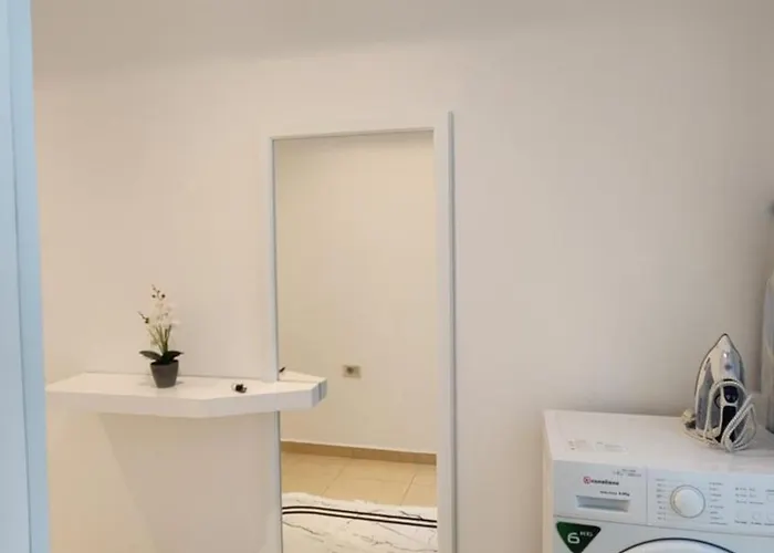 Seasons Apartment's Daire Avlonya