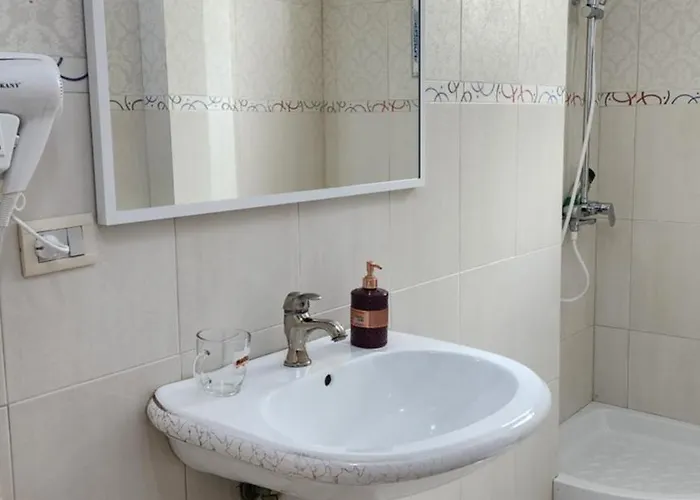 Seasons Apartment's Влёра